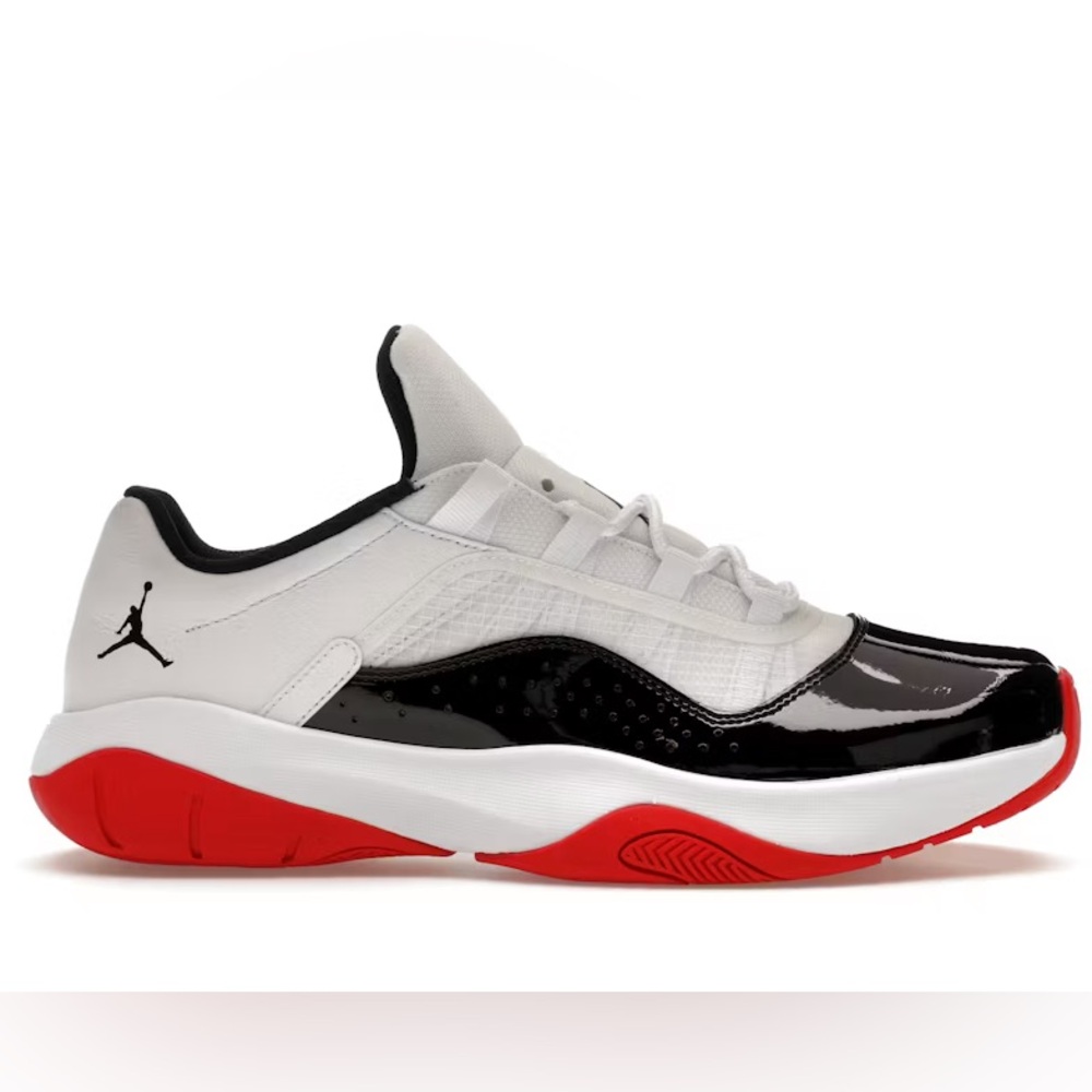 Air Jordan 11 CMFT Low
Concord-Bred